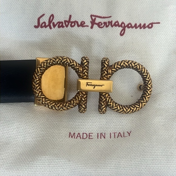 Women’s Salvatore Ferragamo Black With Gold Hardware Belt - Picture 3 of 7